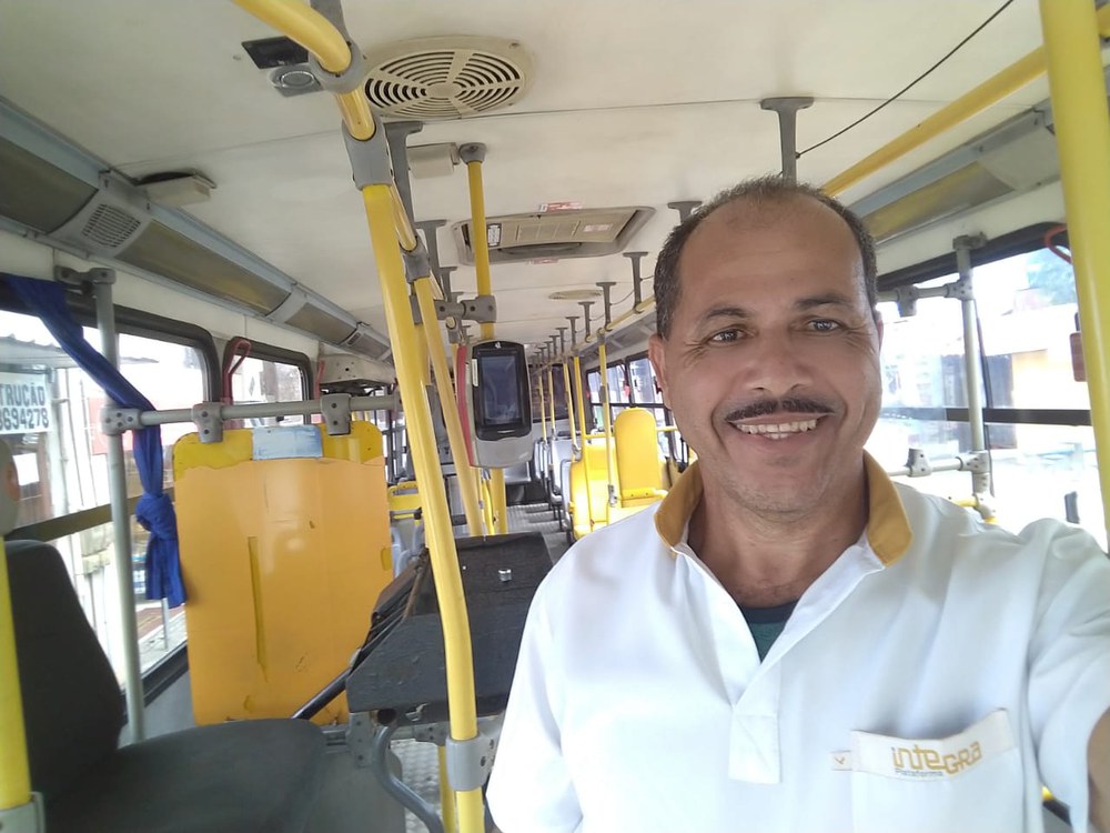 Stimmen zur Wahl: Carlos Antonio Moura Costa, Busfahrer, 52 Jahre alt (português embaixo)