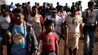 Kampf ums Überleben der Guarani Kaiowá in Brasilien
