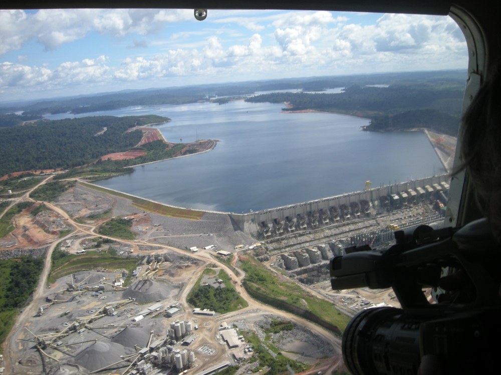 Staudamm Belo Monte: Wegen Dürre nur eine Turbine in Betrieb und Fische sterben wegen erhöhter Wassertemperatur