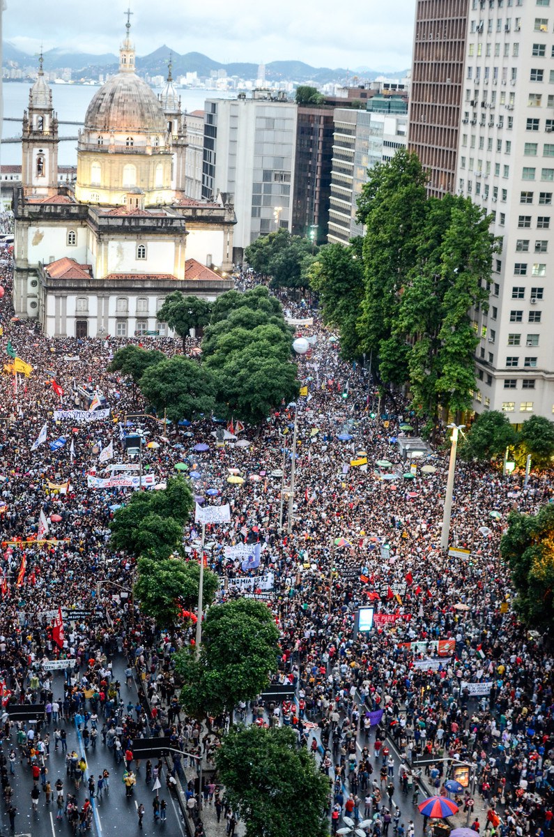 Bolsonaro Regierung legt öffentliche Bildung lahm