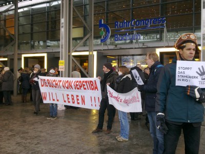 Protest auf der ThyssenKrupp-Hauptversammlung