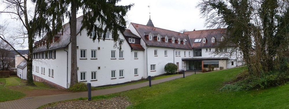 Kloster Höchst von außen